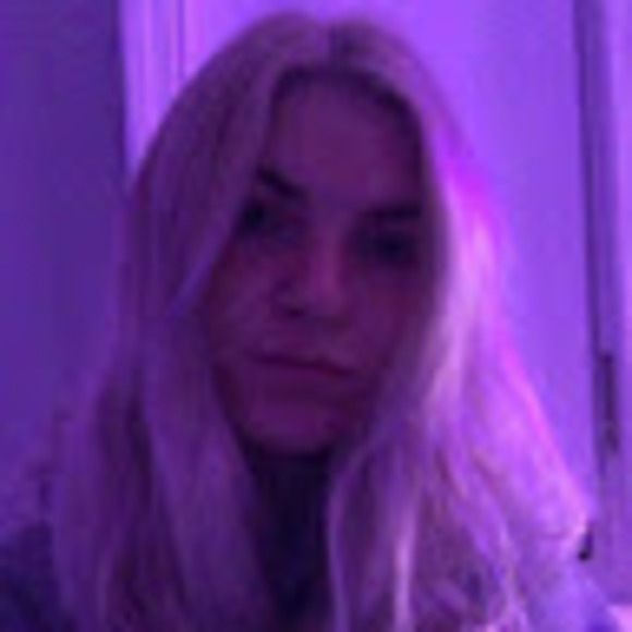 Meet your Posher, Erin - Picture 1 of 1